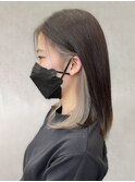 大人可愛いストレートミディアムインナーカラー肩ライン外ハネ