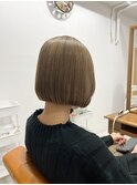 魅力倍増カールセミディシアーカラーダークアッシュショートヘア