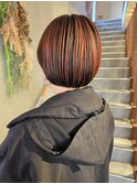 オレンジアンブレラ×伸ばしかけショートボブ
