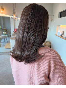 エンネ(Enne) ベージュ × ハイライト