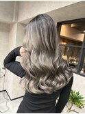 バレイヤージュ、ハイライト、レイヤーロング、グレーベージュ