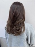 レイヤーカット アッシュブラウン 透明感カラー 艶髪 20代30代