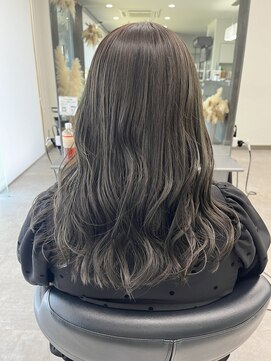 ガルボヘアー 桟橋店(garbo hair) オリーブベージュ トリートメント 透明感カラー