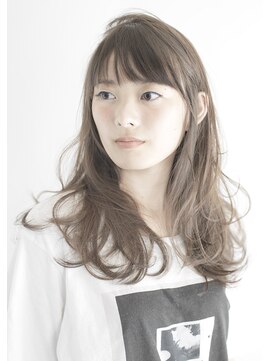 ブルー ヘアーメイク(Blue Hair Make) カジュアルパーマロング