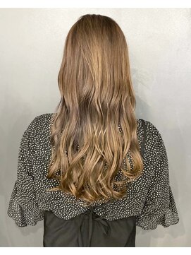 マルケ ドゥ マッシュ(MaruQuee de mashu) ハイトーンミルクティベージュ