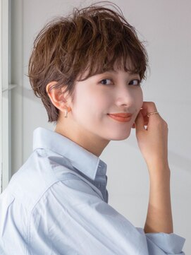 サーカス バイ ビュートリアム 青山(CIRCUS by BEAUTRIUM) マッシュショート 大人可愛い うる艶髪 暖色系カラー 30代40代