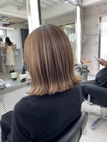 イキ 表参道(iki omotesando)&nbsp;モード/無造作ウェーブ/大人ガーリー[表参道駅]