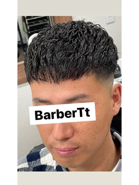 バーバーティー(Barber Tt) 濡れパンクロップフェード