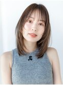 ミディアムレイヤー美髪質改善ハイトーン艶髪似合わせカット