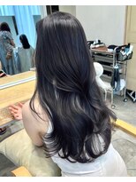 ノイ(noi)&nbsp;顔周りレイヤーカットくびれヘアミルクティーベージュカラー