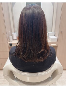 コーエン(cowen) くびれミディアム髪質改善ワンカール縮毛矯正グレージュ似合わせ