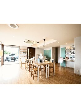 髪質改善に特化した大人気サロン。大人女性の為の上質な空間をご用意しております◇至福のサロンタイムを。