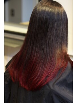 ミリ 国分寺(Mili) ブリーチカラーレッド&レイヤースタイル