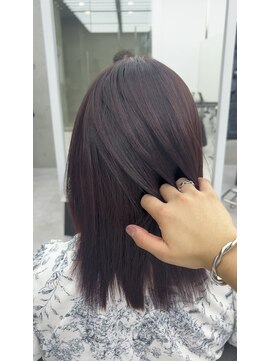 ビューブルー 亀戸錦糸町(VIEW BLUE) 美髪シアーカラーピンクブラウンショートカット切りっぱなしボブ