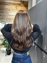 ベイショア(Bay Shore NY)&nbsp;細めハイライトカラーくすみベージュマロンベージュ外国人風