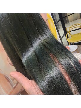 ロウ 町田(ROW) 艶々オリーブ