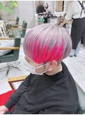 マッシュカット/インナーカラーピンクカラー/ブリーチデザイン