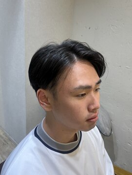 ミリ 千歳烏山(Mili CARE&SPA) メンズセンターパート