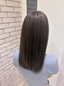 アッシュ 十日市場店(Ash) ピンクグレージュ