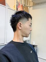 メリケンバーバーショップ フクオカ(MERICAN BARBERSHOP FUK)&nbsp;フェザーパーマサーフカール刈り上げセンターパート