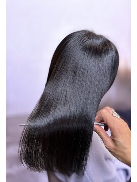 ファム 札幌大通(fam) 秋の大人潤い◎暗めカラー×透明感ロング