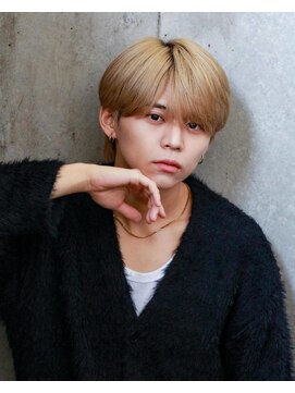 エノア 銀座(ENORE) メンズ縮毛矯正で自然なラウンドマッシュスタイル　髪質改善