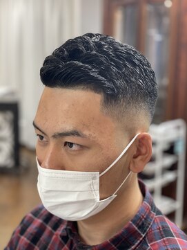 エマージュ 蒲田(Emerge) スキンフェードカットアップバング