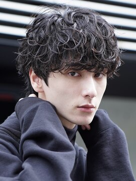 バイフィフス 原宿/表参道(by fifth) 原宿波巻きパーマメンズカットメンズマッシュウルフミディアム