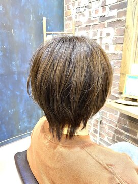 ラシクヘアーライフ(Rashiku Hair Life) ウルフレイヤー