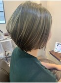 【アフロート添田】ブリーチ ミルクティーアッシュ スリークボブ