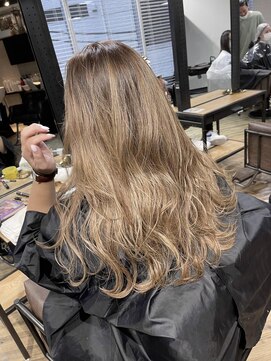 アルカナ 明治神宮前原宿(ARCANA) ハイライト　バレイヤージュ　デザインカラー　ホワイトベージュ