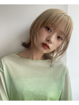 ミラバイグリーン(Mira by green) ウルフ/レイヤー/シルキーベージュ/ミルクティーベージュ　2