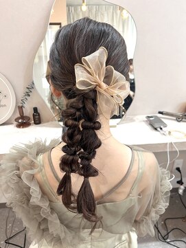 ミラ(Mila) 大人気♪リボンツインポニーテール*結婚式お呼ばれヘアセット