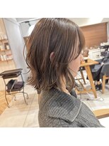 Ryo 切りっぱなしボブ　オリーブ　ミルクティー　ULTOWA