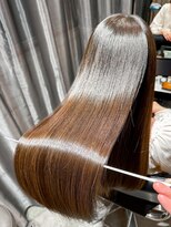 ベルン(bern)&nbsp;髪質改善縮毛矯正／ミルクベージュ