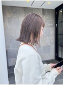 透け感漂うシースルー切りっぱなしボブ