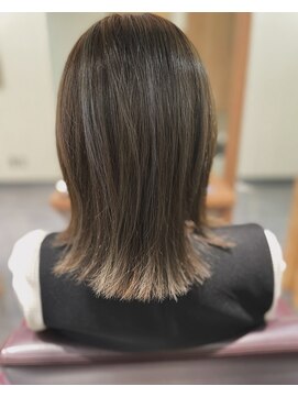 イースタイル 元町店(e-style) 白髪ぼかし×白髪混在カラー