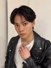 レーヴ(Reve) 目黒/品川　スペインカールブルーブラックフェザーパーマ