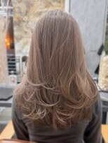 ニコ(nico...)&nbsp;まとまるレイヤーにホワイトベージュ