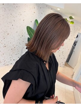 アヴァンセスリール(AVANCER sourire) Wイルミナカラー