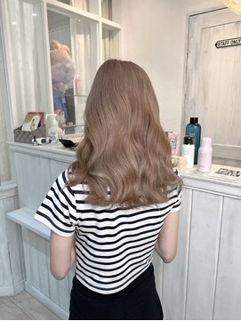 ノエ 心斎橋(Noe) ミルクティーベージュ