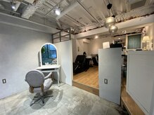 シー(shhhh..)の雰囲気（シャンプースペース）