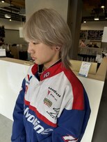 ミー 岡崎(mii)&nbsp;ホワイトベージュカラー [岡崎.北岡崎.ハイトーン]