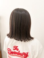 ウタ(uta) 柔らかく透けるナチュラルブラウン