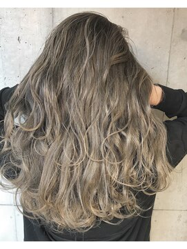 ラフ トーキョウ(RAF TOKYO) takuオリジナルハイグレージュとtakuスペシャルハイライト