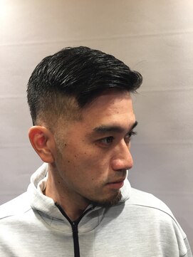 ヒロギンザ 六本木店(HIRO GINZA) 震災スキンフェードバーバースタイル<六本木><理容室>