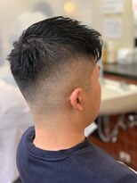 メンズ美容室 タカミ&nbsp;フェード短髪アップバング