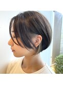大人インナーカラーのショートボブ