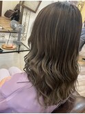 《ベージュハイライトカラー》