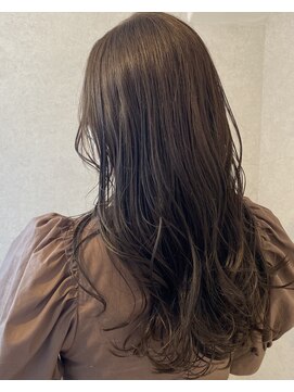 フォルメージ(formage) 無彩色ベージュ